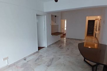 Danau Idaman Condominium