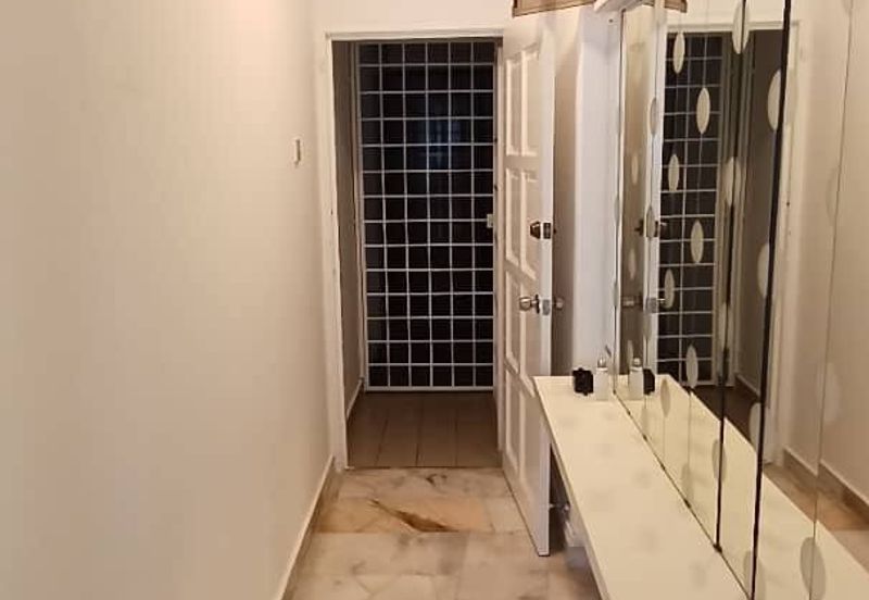 Danau Idaman Condominium