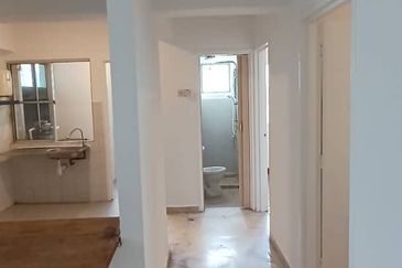 Danau Idaman Condominium