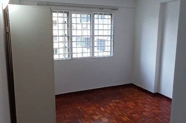 Danau Idaman Condominium