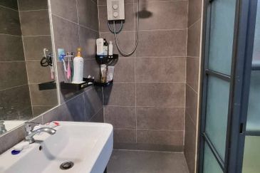 Duplex Empire Damansara Soho Damansara Perdana Petaling Jaya