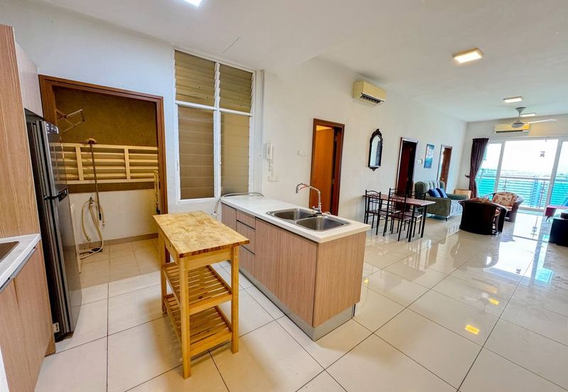 Royal Regent Sri Putramas III