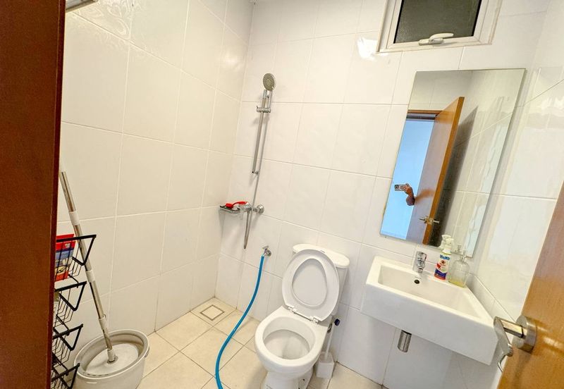 Royal Regent Sri Putramas III