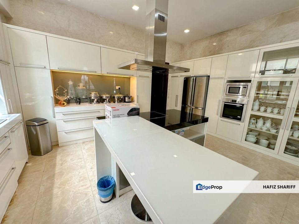 2 Storey Bungalow Villa with pool Desa Sri Hartamas Kuala Lumpur, Kuala Lumpur, Sri Hartamas 