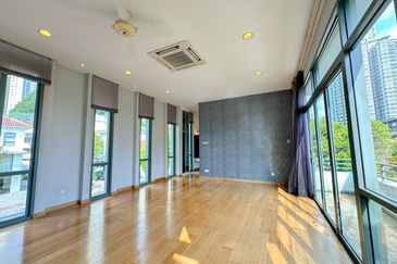 The Residence, Mont Kiara