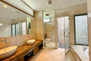 The Residence, Mont Kiara