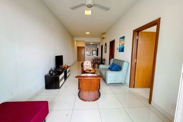 Royal Regent Sri Putramas III