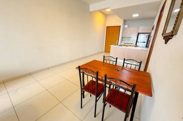 Royal Regent Sri Putramas III