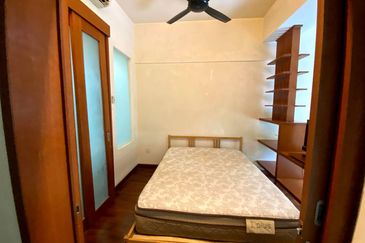 10 Semantan Suites (Sematan Avenue)