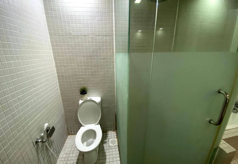 10 Semantan Suites (Sematan Avenue)