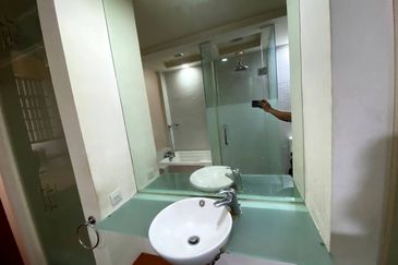 10 Semantan Suites (Sematan Avenue)