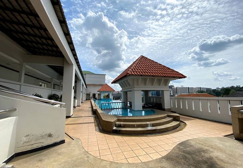 10 Semantan Suites (Sematan Avenue)