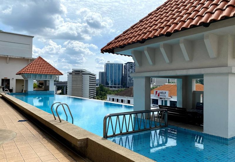 10 Semantan Suites (Sematan Avenue)