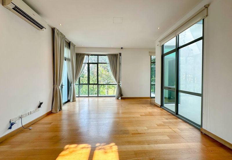 The Residence, Mont Kiara