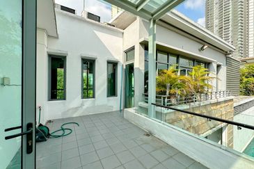 The Residence, Mont Kiara