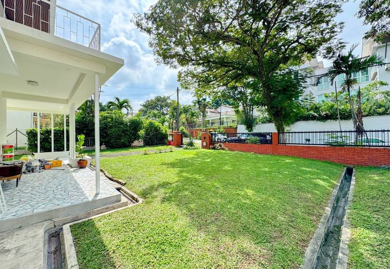 Gated & Guarded 2 Storey Bungalow Section 17 PJ Petaling Jaya Newly Refurbished