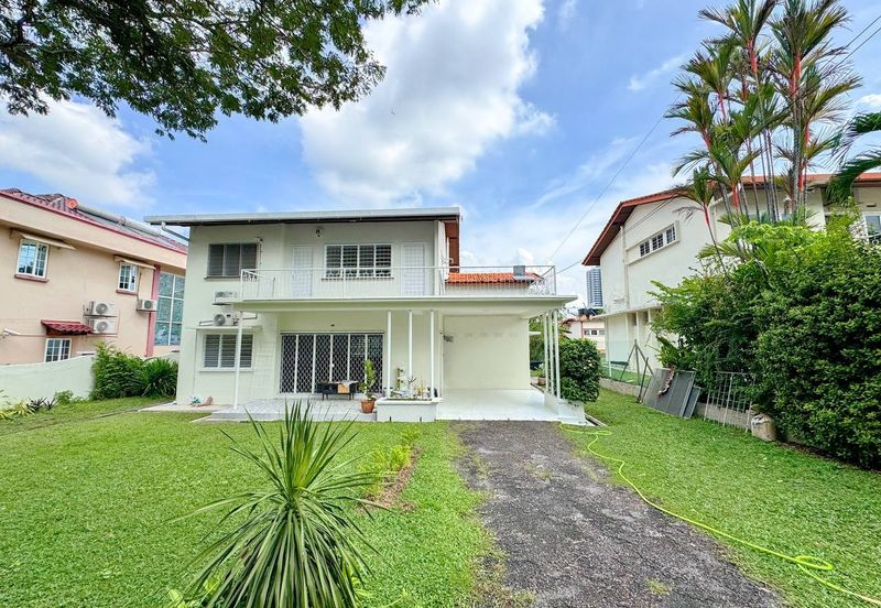 Gated & Guarded 2 Storey Bungalow Section 17 PJ Petaling Jaya Newly Refurbished