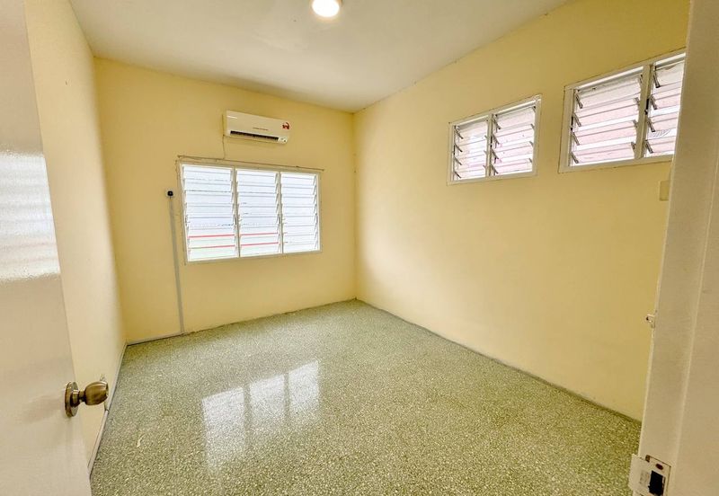 Gated & Guarded 2 Storey Bungalow Section 17 PJ Petaling Jaya Newly Refurbished
