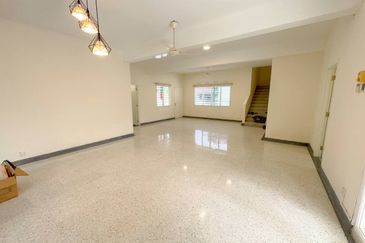 Gated & Guarded 2 Storey Bungalow Section 17 PJ Petaling Jaya Newly Refurbished