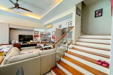 Rafflesia @ The Hill