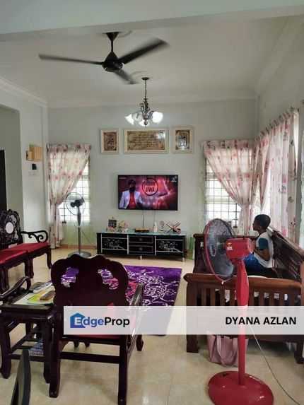 Double Storey Semi D Taman Putri, Kulai, Johor, Kulai