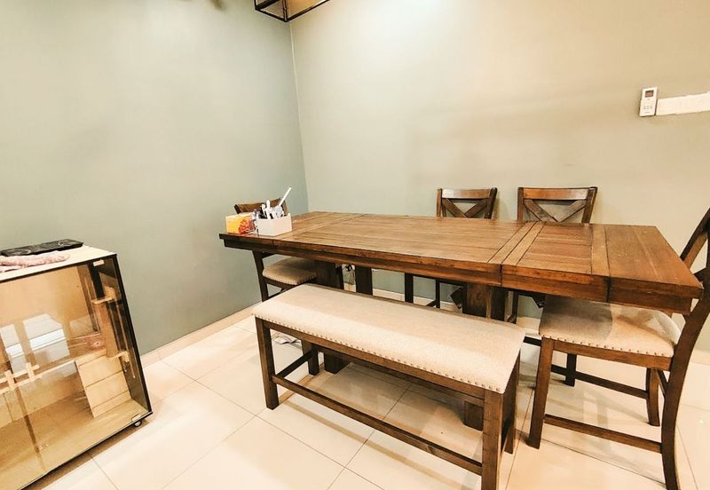 Fully Furnished 3 storey terrace house @ Taman Denai Puchong 