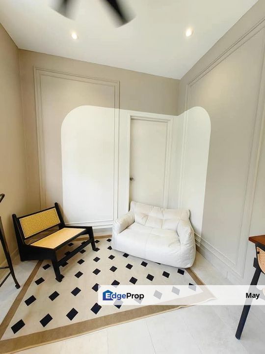 FULLY Furnished D'aman Crimson walking distance to MRT + Hotel Style Room for rent, Selangor, Ara Damansara