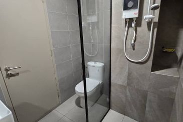 Studio Mossaz @ empire city Damansara perdana 