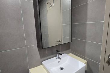 Studio Mossaz @ empire city Damansara perdana 