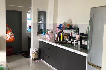 Imperial Hatamas Condominium