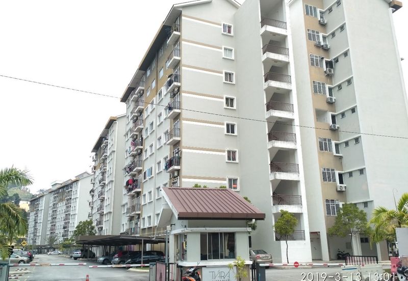 Tiara Hatamas Apartment