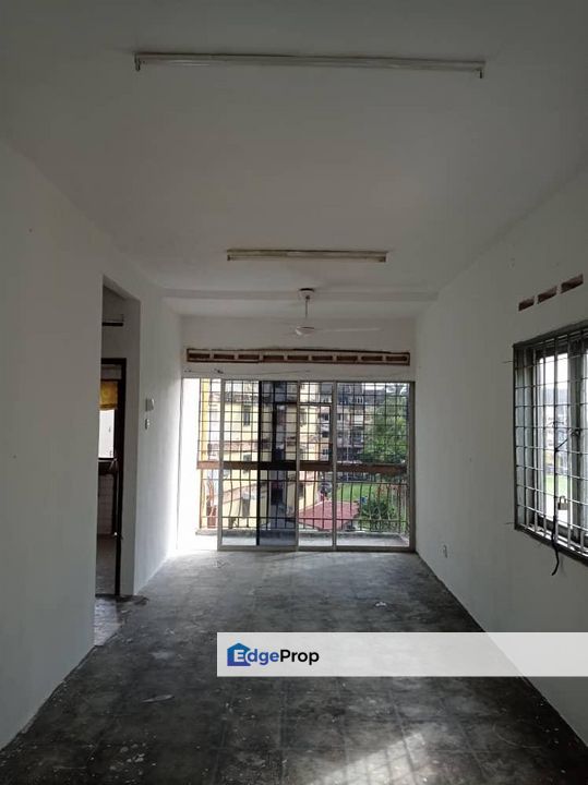 Pangsapuri Valencia Taman Sri Muda Seksyen 25, Selangor, Shah Alam