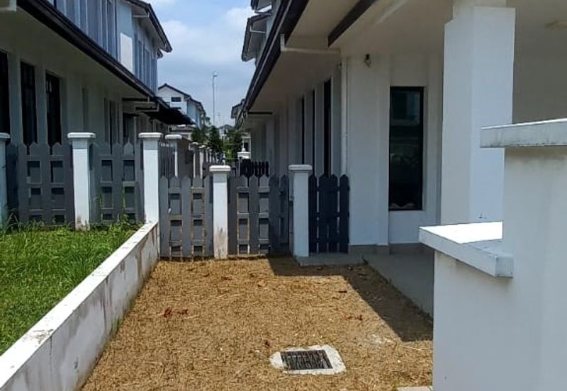 Tenderfields @ Eco Majestic