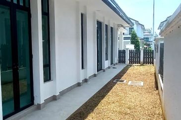 Tenderfields @ Eco Majestic