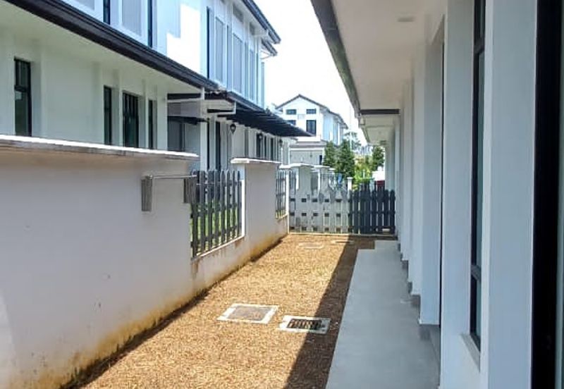 Tenderfields @ Eco Majestic