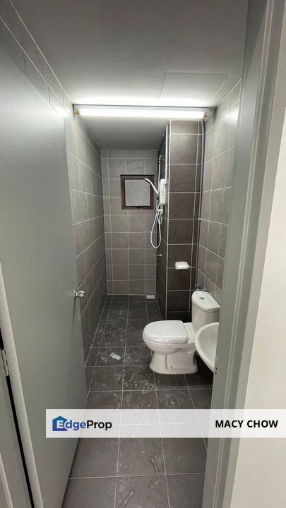 The Netizen 2 car parks Partial Furnished , Selangor, Cheras