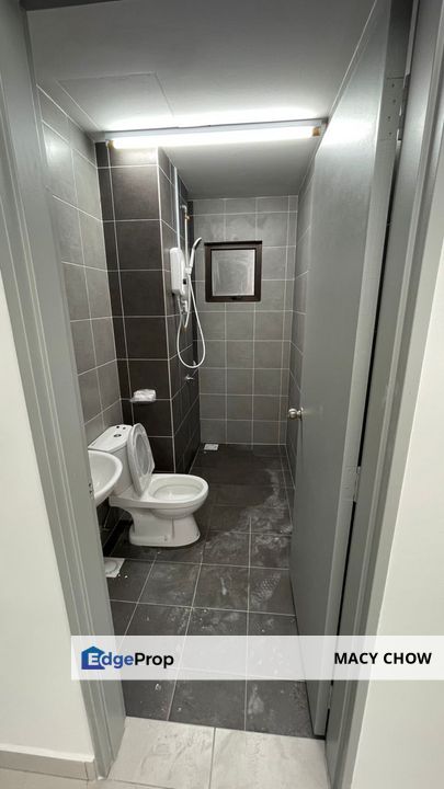 The Netizen 2 car parks Partial Furnished , Selangor, Cheras