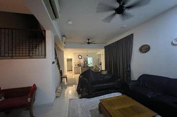 Parkfield Residences, Tropicana Heights