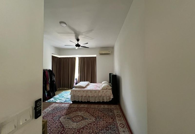 Parkfield Residences, Tropicana Heights