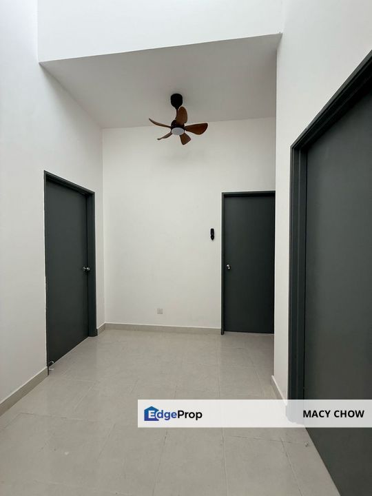 For Rent D'cendana @ Bdr tasik kesuma beranang, semenyih Partially Furnished , Selangor, Beranang