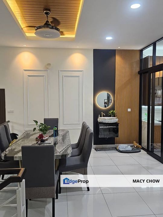 3sty House Tiara South Semenyih Fully Renovated Unit , Selangor, Semenyih