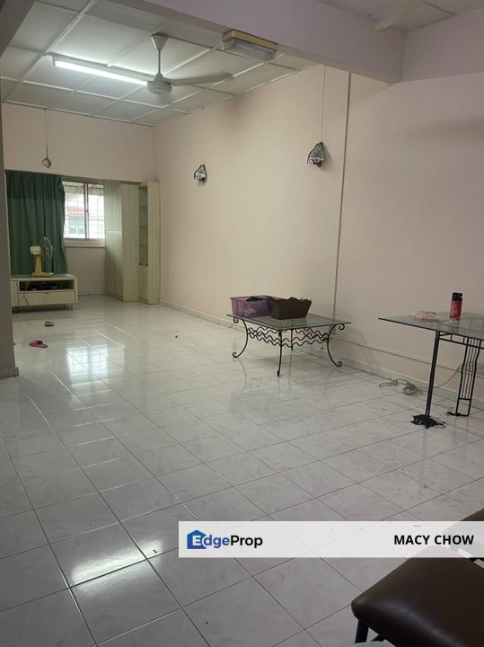 Pandan Indah townhouse upper level Partially Furnished , Selangor, Pandan Indah