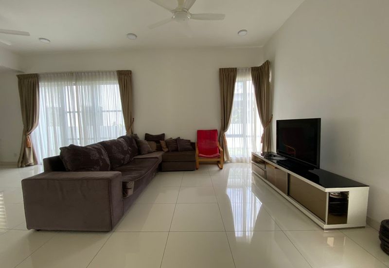 Parkfield Residences, Tropicana Heights