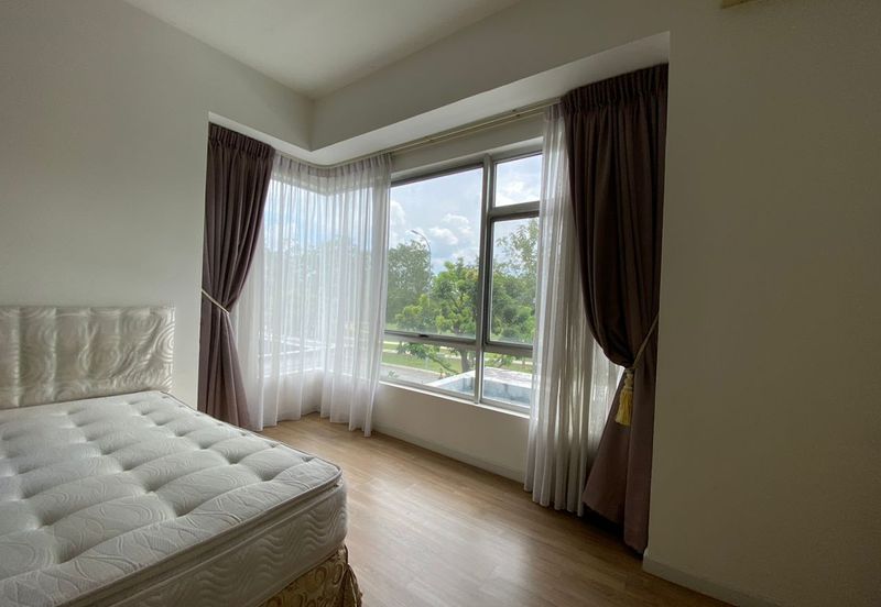 Parkfield Residences, Tropicana Heights