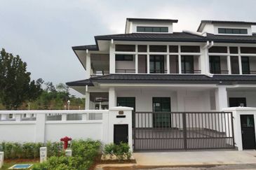 Cradleton @ Eco Majestic