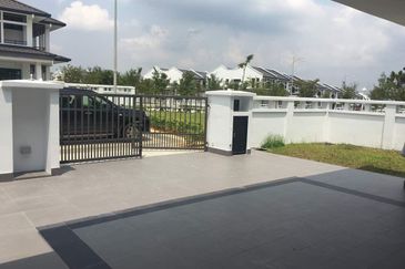 Cradleton @ Eco Majestic