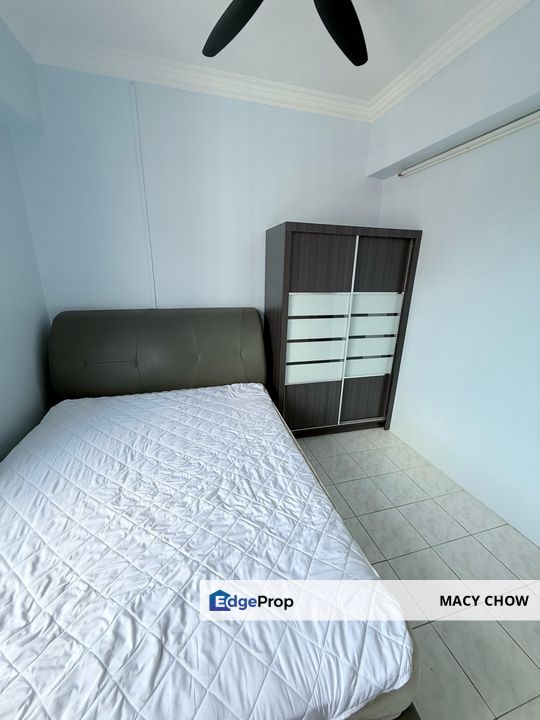Green Acre Park Condo Partially Furnished , Selangor, Bandar Sungai Long