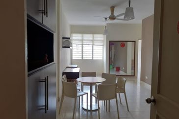 Vista Hatamas Apartment