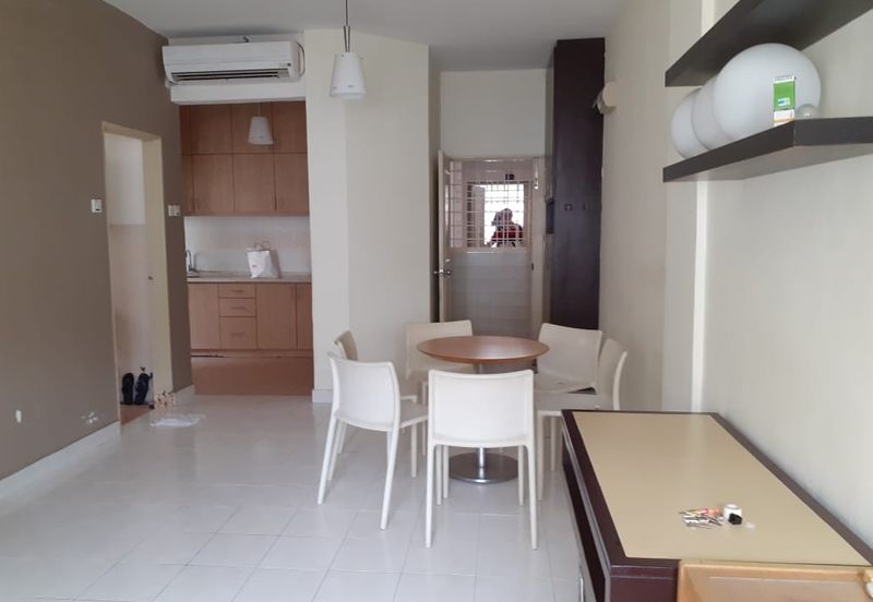 Vista Hatamas Apartment