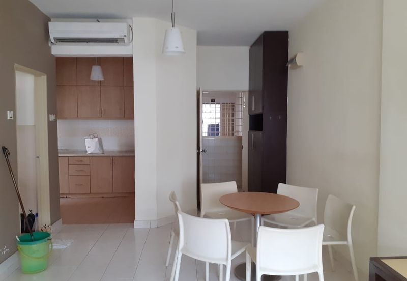 Vista Hatamas Apartment